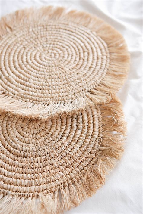 Natural Raffia Placemat Raffia Fringe Placemat Round Fringe Etsy