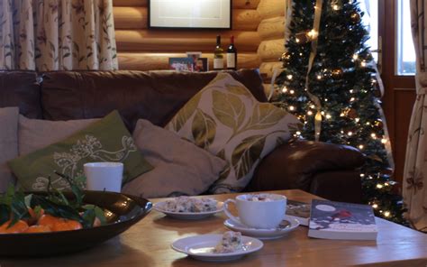 Lodges With Hot Tubs Suffolk Celebrating At Christmas
