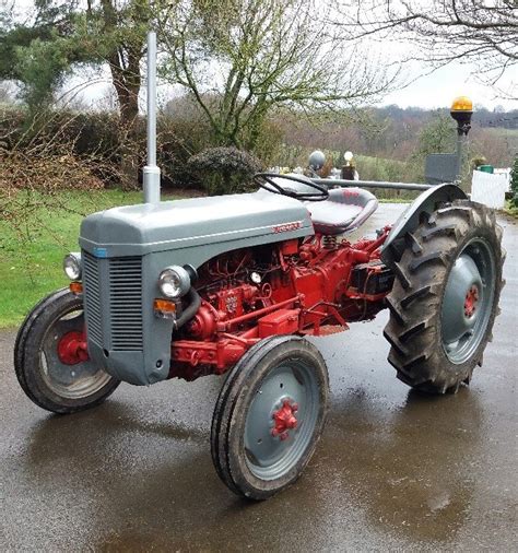 Massey Ferguson Ff 30 Ds Fordson Glava Motora I Ostalo