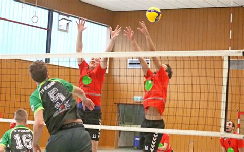 Volleyball Oberligist Limbach Muss Sich Wiesbach Beugen