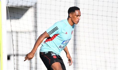 El Futuro De Yerry Mina Estaría En Otro Histórico Club De Inglaterra