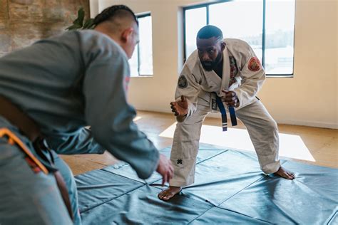 Jiu Jitsu Brasileño Arte Marcial Filosofía y Desafío Físico BJJ