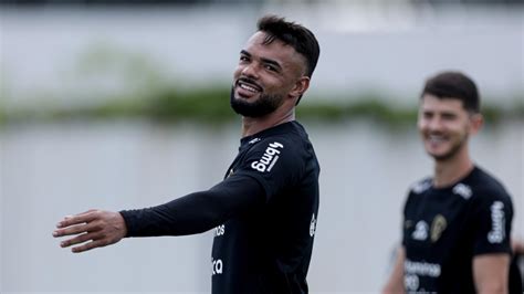 Corinthians Atrasa Pagamento Ao Cuiab Por Raniele E N O Pode Inscrever