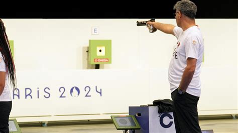 Yusuf Dikeç Turkish shooter who won medal with Olympics style