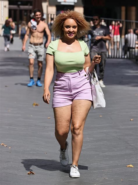 Pandora Christie Nude OnlyFans Leaks Fappening FappeningBook