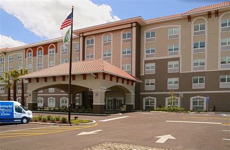 Holiday Inn Express And Suites St Petersburg Madeira Beach Pet Policy