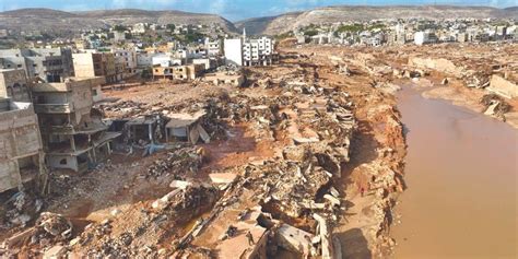 Inondations en Libye la ville de Derna à la recherche des milliers de