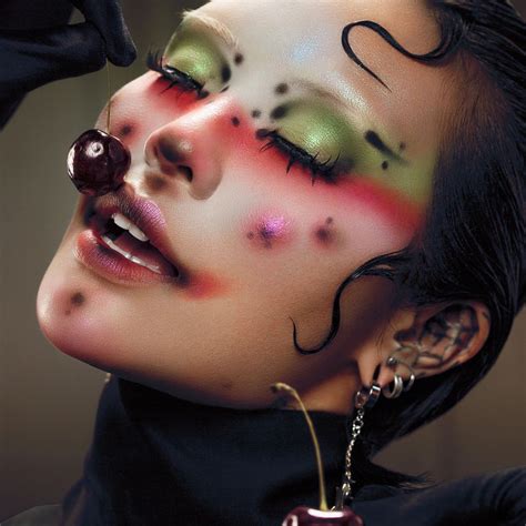 Mei Pang X Blend Bunny Rotten Palette | Blendbunny Cosmetics – Monolith