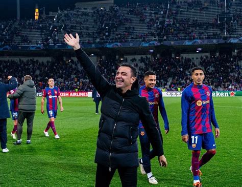 Xavi exalta o Barcelona e demonstra confiança contra o Paris Saint