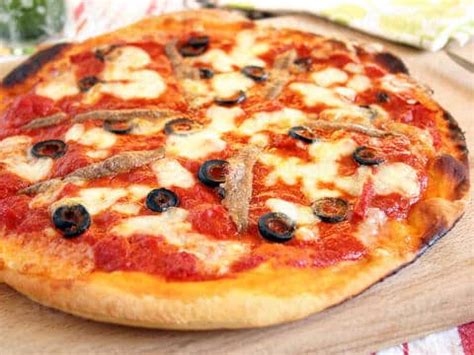 Pizza Napolitaine Delicerecettes