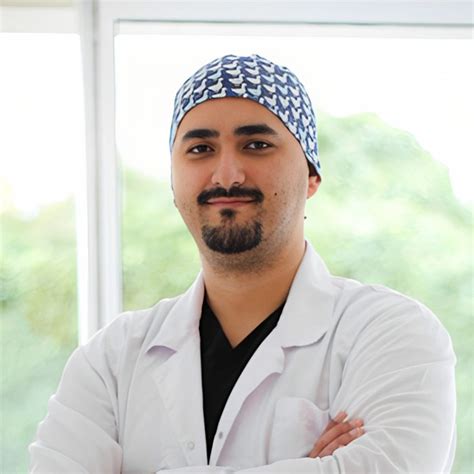 Dr Berkin Gence Hair Transplant Surgeon Cv Photos Reviews More