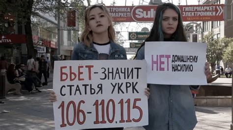 За каменной стеной - YouTube