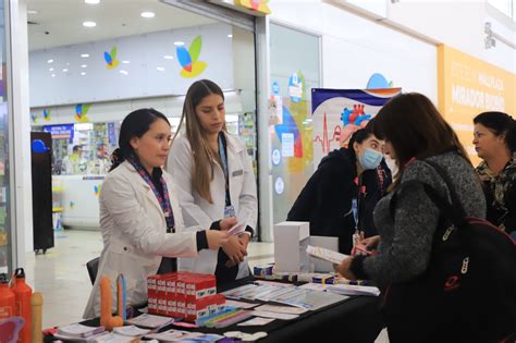 Con Colorida E Informativa Feria El Cesfam Juan Soto Conmemor El D A