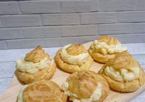 Resep Soes Choux Isi Vla Simple Oleh Ibuk Petrichor Cookpad