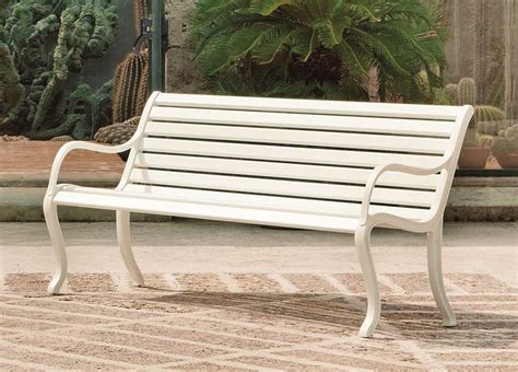 Oasi Garden Bench - Modern Garden Furniture & Garden Seating