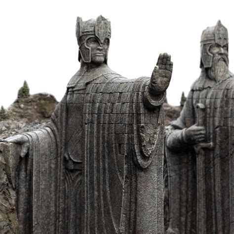 The Lord Of The Rings The Argonath Statue Pop Stop