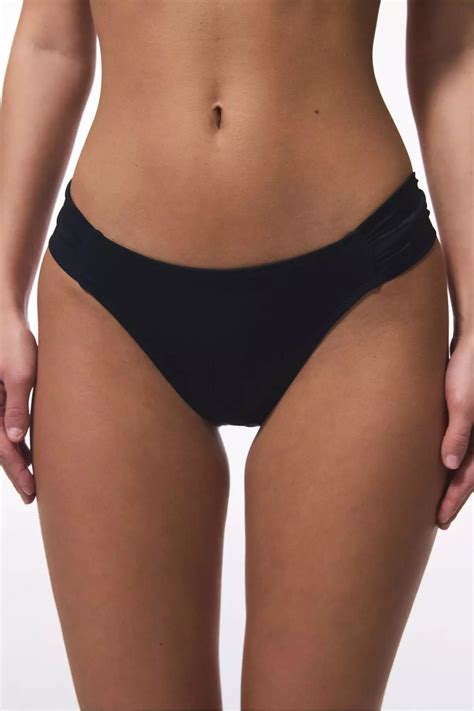 Jual Penti Hipkini Black Bikini Bottom Original 2025 ZALORA Indonesia