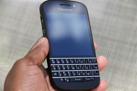 Blackberry Q10 Review