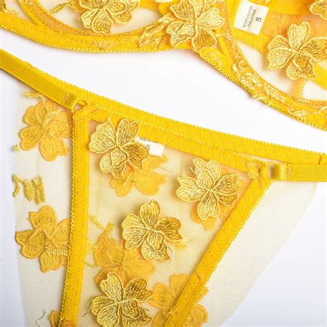 Womens Erotic Sexy Lingerie Set Embroidery Floral Design