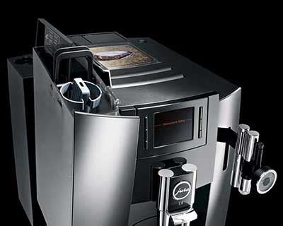 Jura E8 Chrome Coffee Machine Review 2025