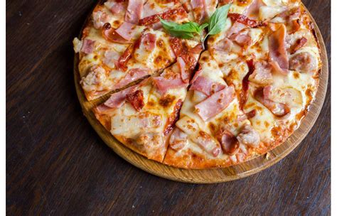 Comprar Pizza jamón y queso a domicilio Pizzería congelados online