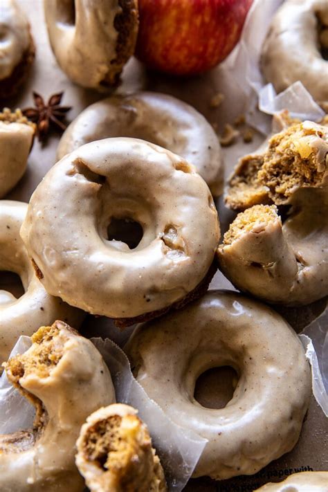 Baked Apple Cider Doughnuts With Cinnamon Maple Glaze Artofit