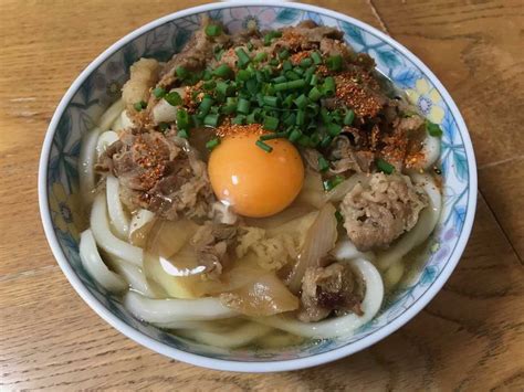 肉うどん 吉野家の冷凍牛丼の具を使いました。 ブログ「食い道楽」 楽天ブログ