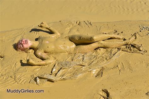 Horny In Mud
