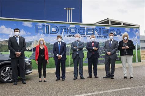 Hyundai Entrega Un Nexo A La Fundaci N Hidr Geno Arag N