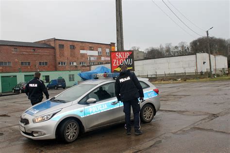 Policjanci Kontrolowali Szczeci Skie Punkty Skupu Z Omu Aktualno Ci