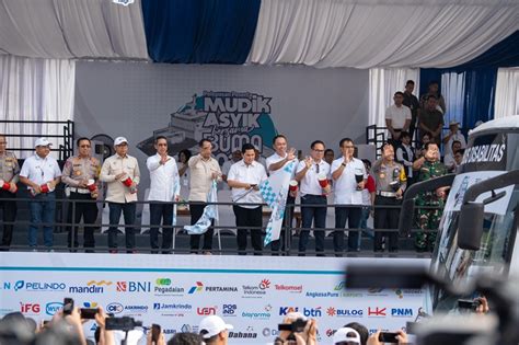 PT Pegadaian Lepas 3 000 Peserta Mudik Asyik Bersama BUMN 2024