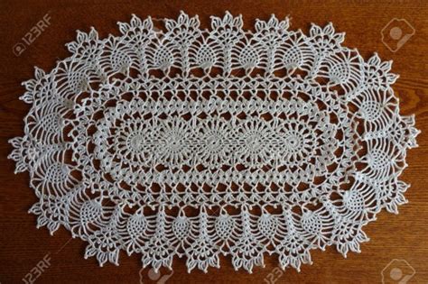 35 Awesome Free Crochet Oval Tablecloth Patterns