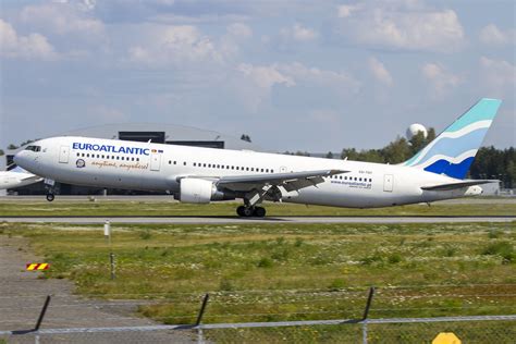 Cs Tst Euroatlantic Airways Boeing P Er Cn Flickr