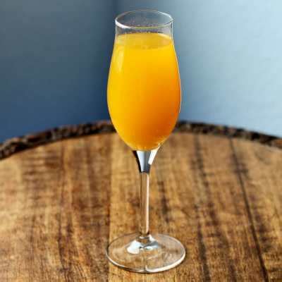 Bellini - Original Recipe & History - Vintage American Cocktails