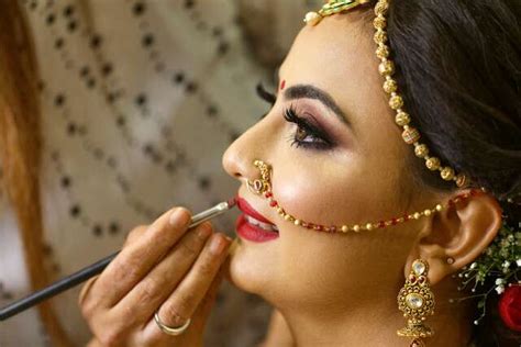 Must Have In Bridal Makeup Kit Saubhaya Makeup