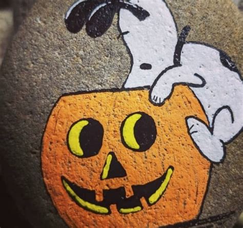 Best 25 Halloween Painted Rock Ideas To Inspire Your Spooky Decor In