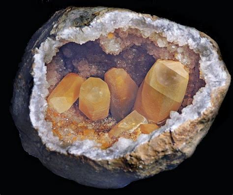 A Calcite Identification Guide | Rock & Gem Magazine