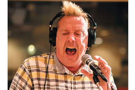 Vokalis Sex Pistols Siapkan Biografi