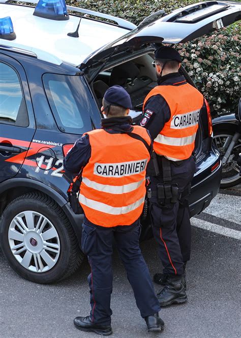 Punito Per Le Avances A Una Ragazza Minorenne Aggredisce Un 28enne