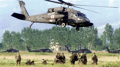 US Army grounds helicopters after recent fatal crashes – DW – 04/29/2023