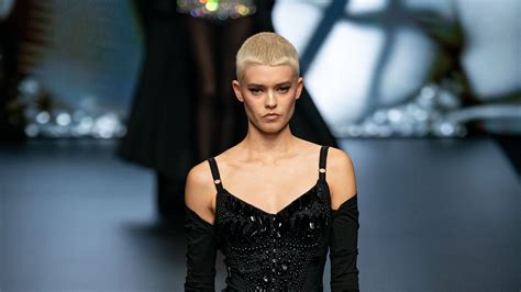 Dolce & Gabbana Spring 2023 Ready-to-Wear Fashion Show | Vogue