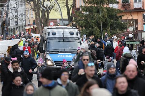 Sylwester w Zakopanem Wzmożone kontrole policji i straży miejskiej o2