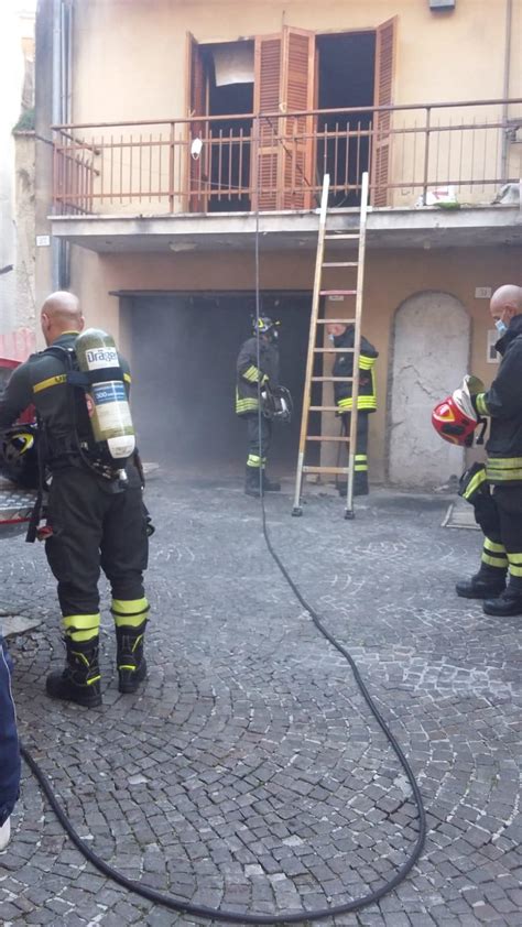 Fiamme In Un Abitazione Del Centro Storico A Celano Era Probabile