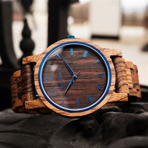 Wooden Watches | Holzkern | Dial & strap made from real natural wood