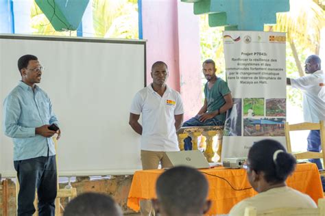 Lancement Du Projet De Renforcement De La R Silience Des Cosyst Mes Et