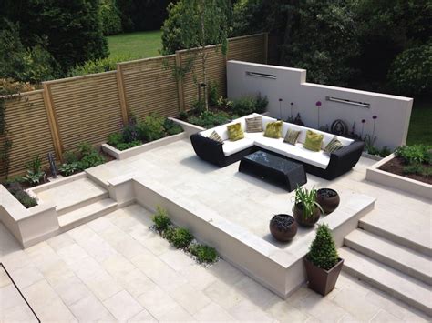 Terrace With Furniture Homify Low Maintenance Garden Design