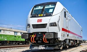 LOK Report Deutsche Bahn Überführung der Baureihe 105 Talgo für