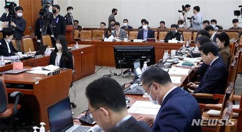 국회 기재위 재정준칙 도입에 관한 공청회 네이트 뉴스