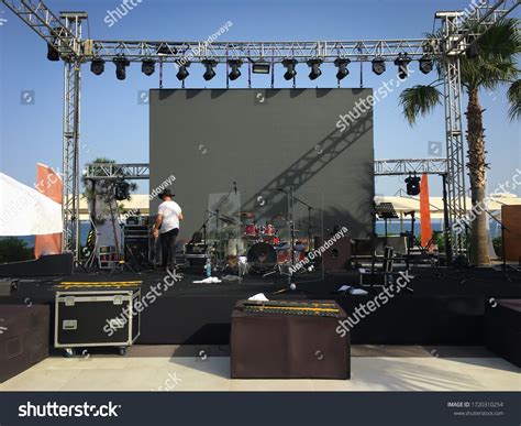 3,737 Concert setup Images, Stock Photos & Vectors | Shutterstock