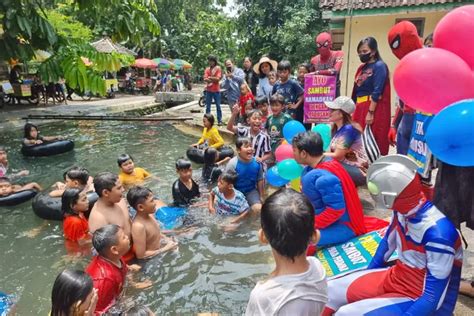 Melihat Tradisi Padusan Di Boyolali Saat Ramadan Anak Anak Main Air